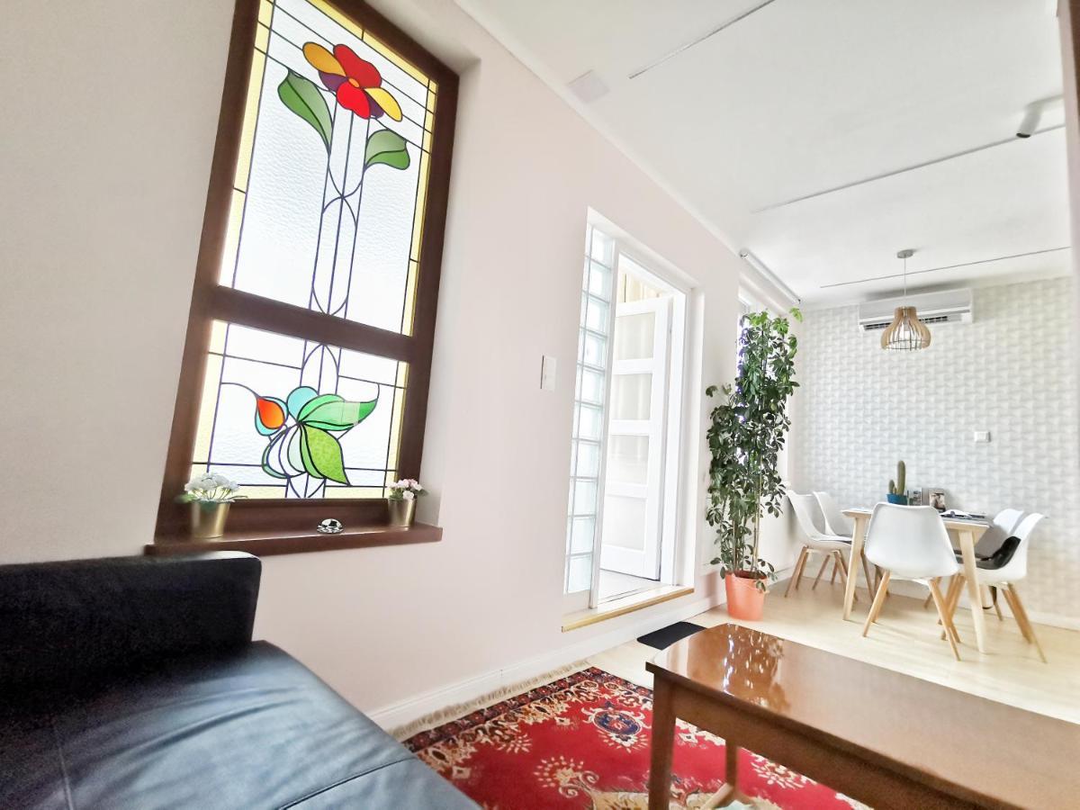 Rumbach Terrace דירה *